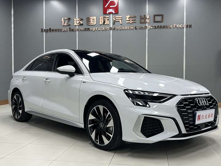 Audi A3, 2022 — фото 3 из 9