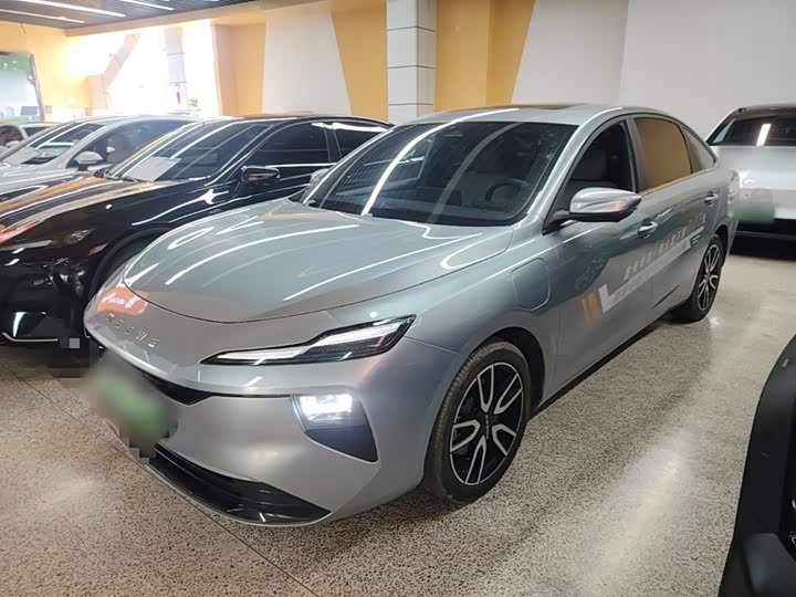 Roewe D6, 2025 — купить в Владимире под ключ