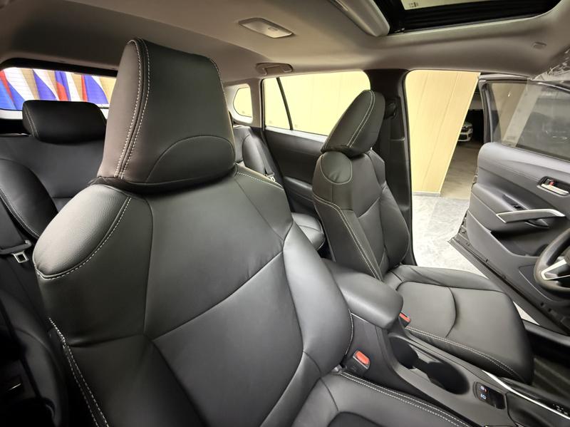 Toyota Corolla Cross, 2022 — фото 12 из 12