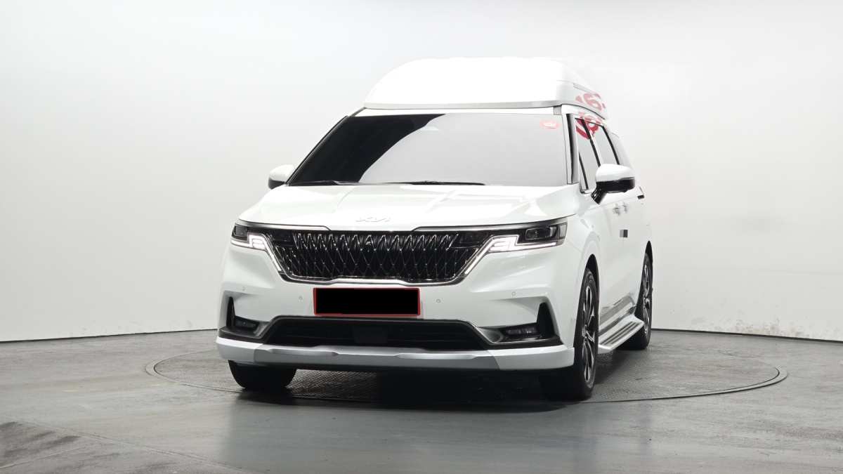 Kia Carnival, 2023 — фото 3 из 12