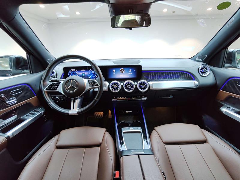 Mercedes-Benz EQB, 2024 — фото 8 из 12