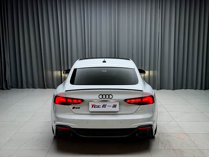 Audi RS 5, 2022 — фото 5 из 9