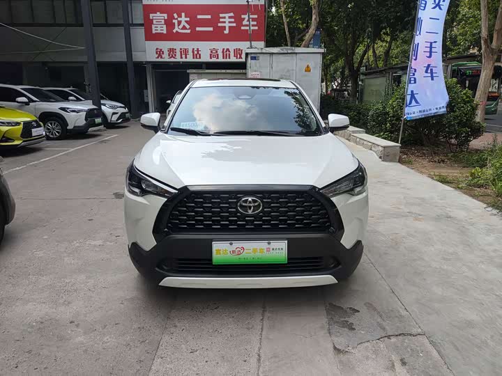 Toyota Corolla Cross, 2024 — фото 2 из 9