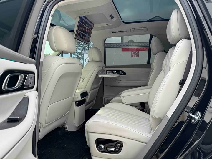 Geely Galaxy M9, 2025 — фото 5 из 9