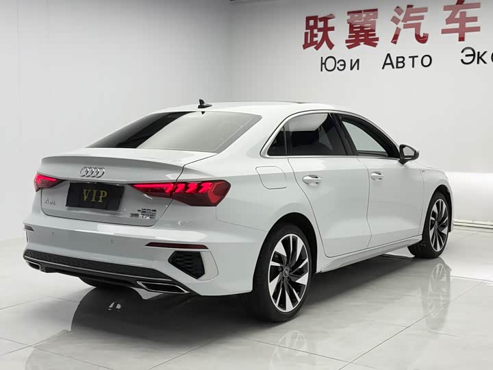 Audi A3, 2023 — фото 4 из 9