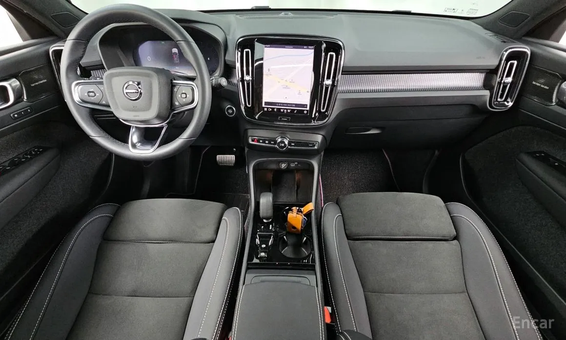Volvo XC40, 2025 — фото 7 из 12