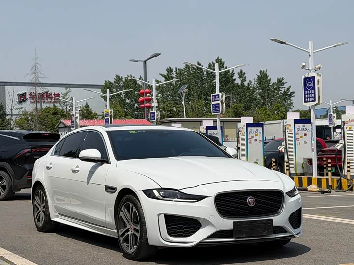 Jaguar XE L, 2024 — фото 3 из 9