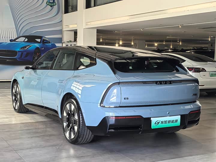 Audi × SAIC E5 Sportback, 2025 — фото 9 из 9