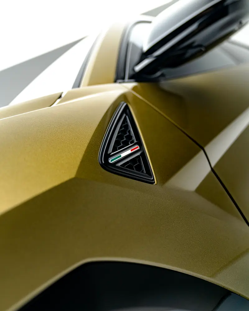 Lamborghini Urus, 2025 — фото 6 из 10