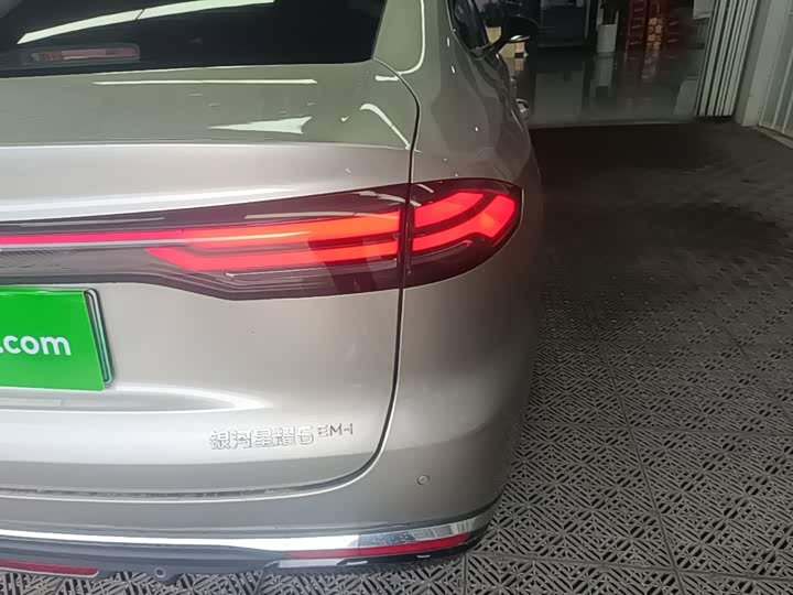 Geely Galaxy Starshine 6, 2025 — фото 8 из 9