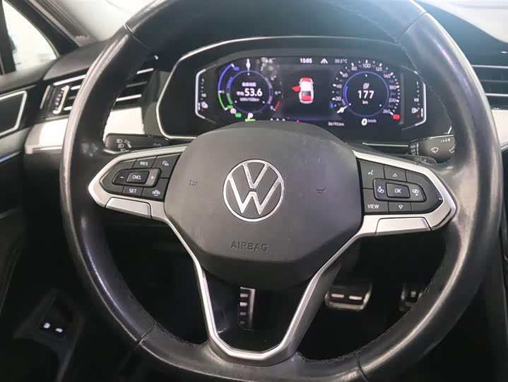 Volkswagen Magotan GTE Hybrid, 2022 — фото 6 из 9