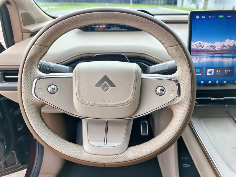 GAC Hyptec HT, 2024 — фото 10 из 12