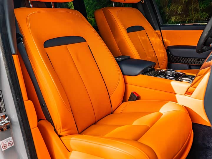 Rolls-Royce Cullinan, 2022 — фото 6 из 9