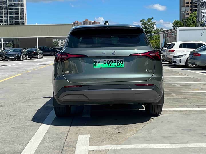 Hongqi HS6 Hybrid, 2025 — фото 9 из 9