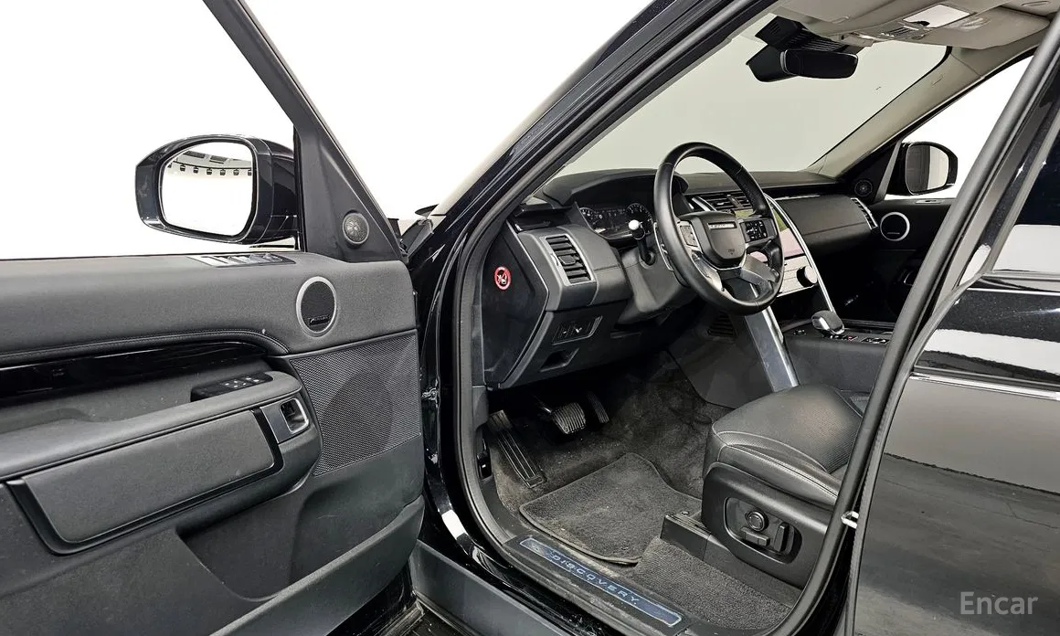 Land Rover Discovery, 2022 — фото 10 из 12