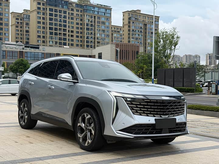 Geely Atlas L, 2023 — фото 3 из 9