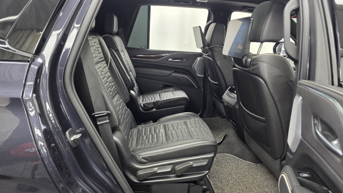 Cadillac Escalade, 2022 — фото 11 из 12