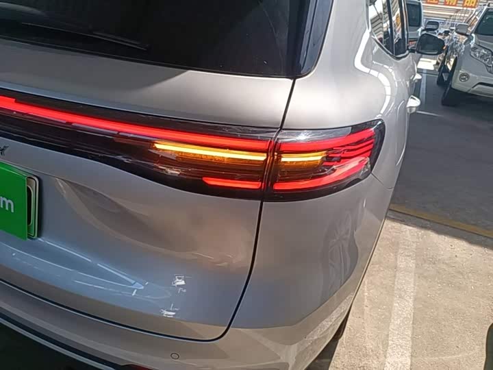 Geely Galaxy Starship 7, 2024 — фото 8 из 9