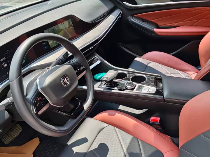 Changan Eado Plus, 2023 — фото 4 из 9