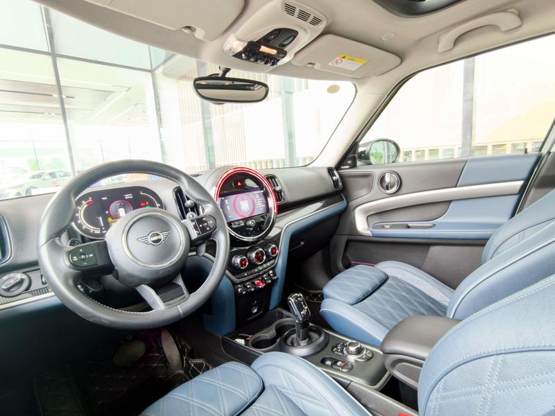 Mini Countryman, 2023 — фото 9 из 12