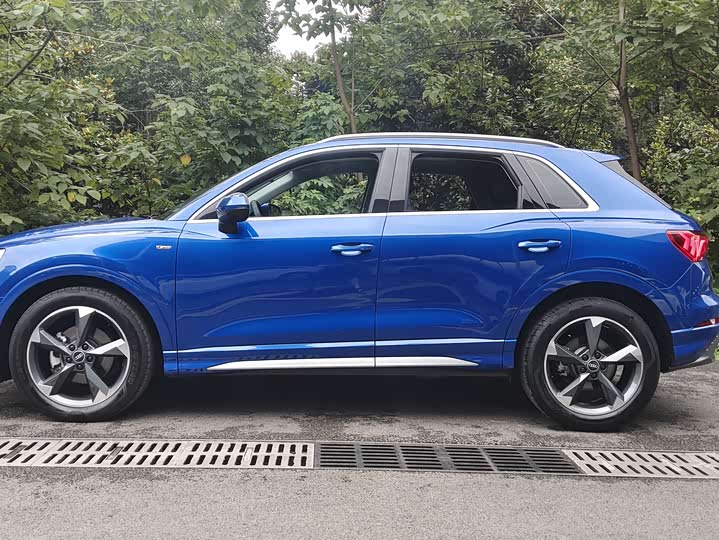 Audi Q3, 2022 — фото 5 из 9
