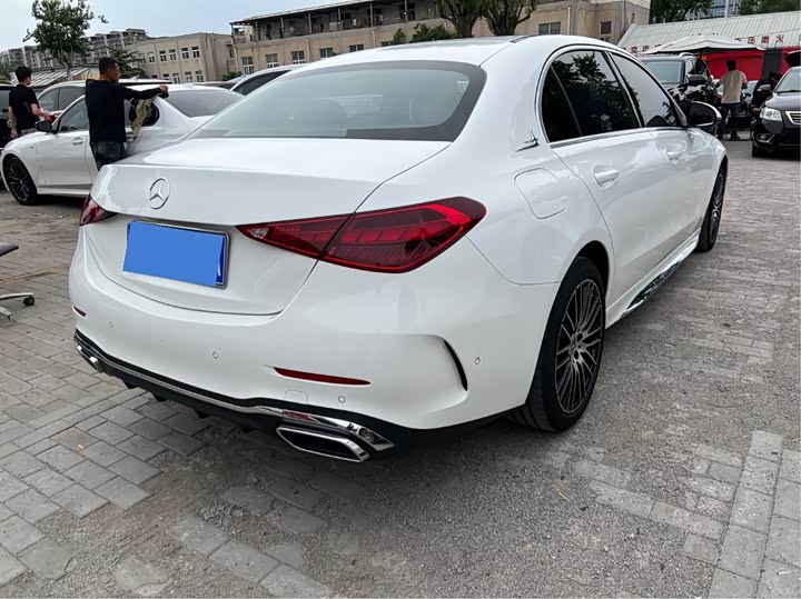 Mercedes-Benz C-Class, 2024 — фото 5 из 9