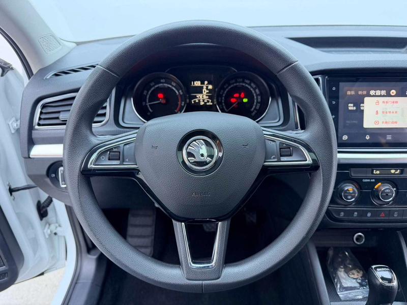 Skoda Kamiq, 2023 — фото 9 из 12