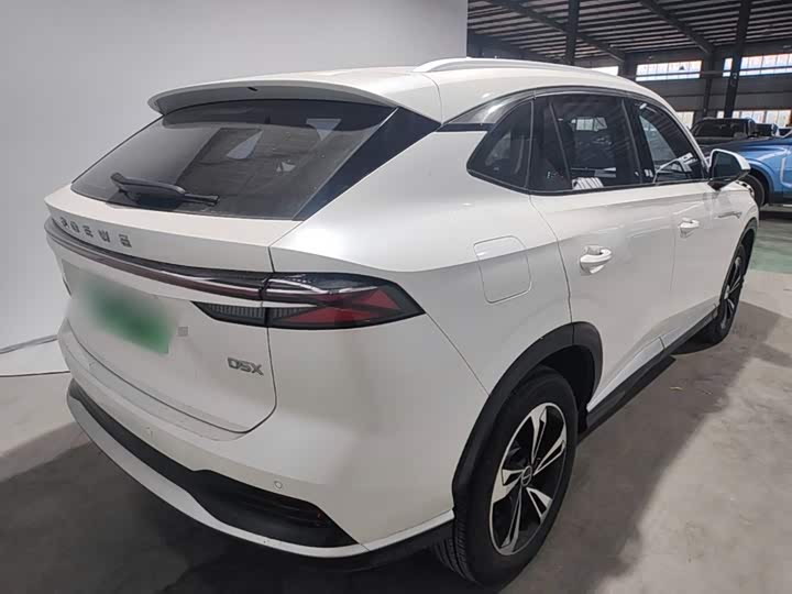 Roewe D5X DMH, 2024 — фото 7 из 9
