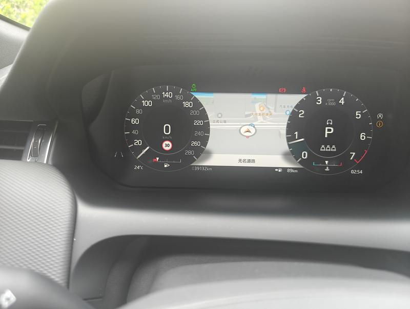 Land Rover Discovery Sport, 2022 — фото 8 из 12