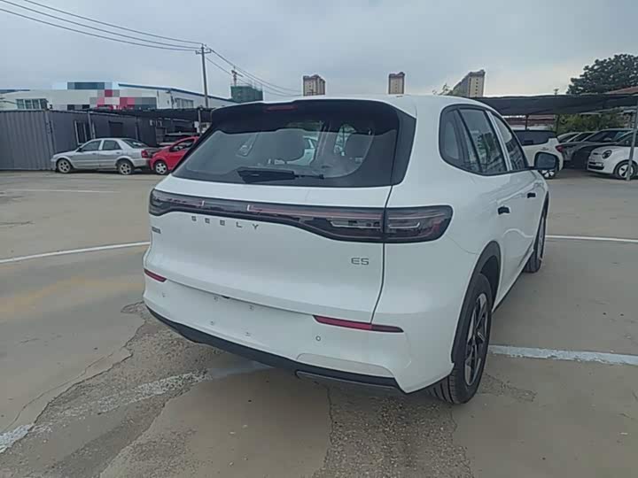 Geely Galaxy E5, 2026 — фото 7 из 9