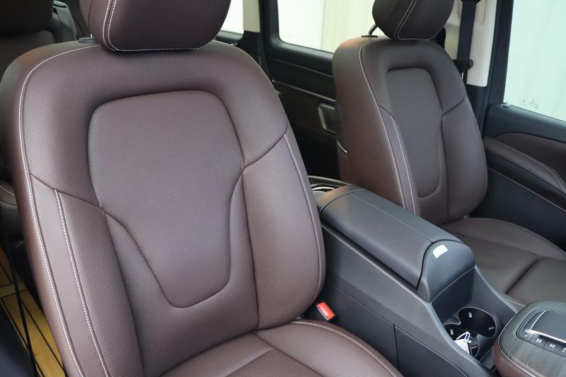 Mercedes-Benz V-Class, 2025 — фото 10 из 12