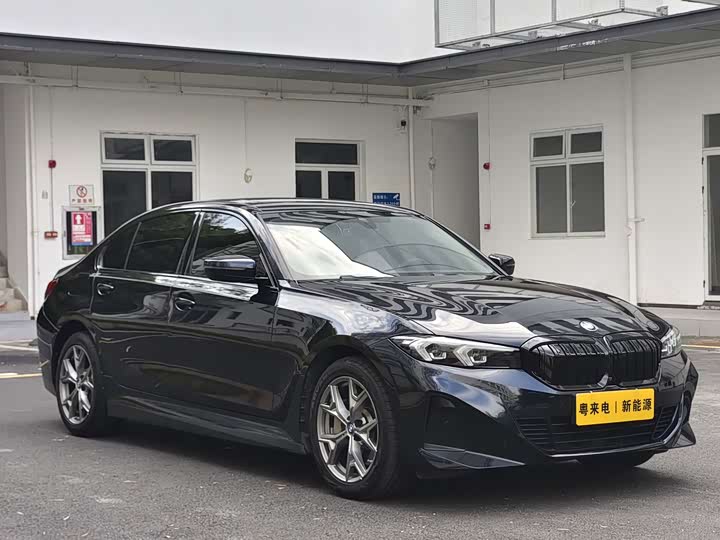 BMW i3, 2023 — фото 3 из 9