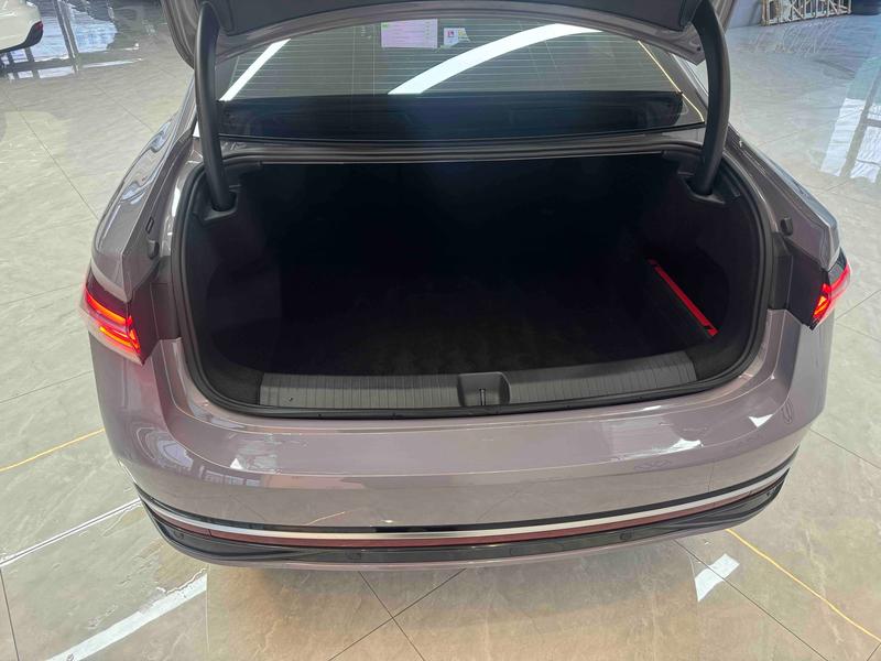 Volkswagen Passat, 2024 — фото 10 из 11