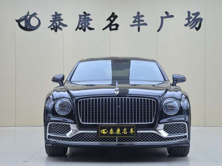 Bentley Flying Spur Hybrid, 2022 — фото 2 из 9