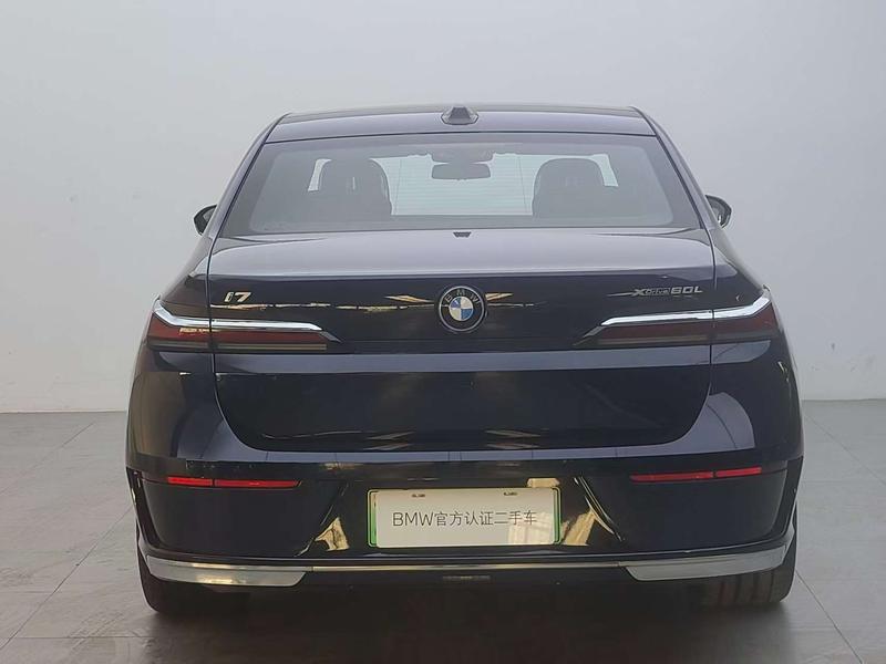 BMW i7, 2023 — фото 4 из 12