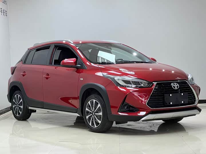 Toyota Yaris L Hatchback, 2022 — фото 3 из 9