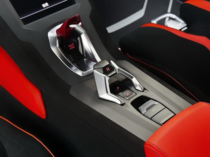 Lamborghini Huracán, 2023 — фото 12 из 12