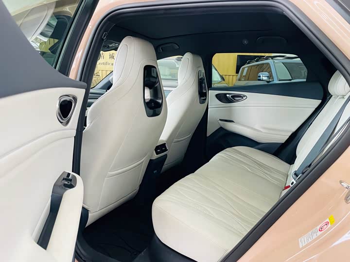 BYD Seal 06 GT, 2024 — фото 9 из 9