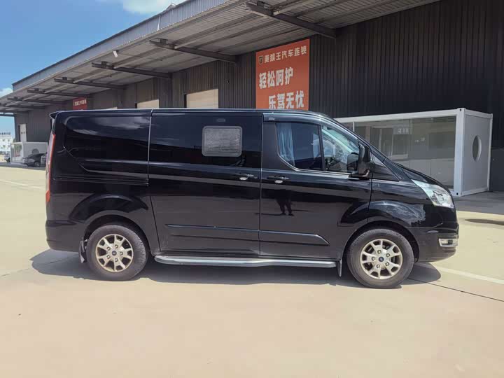 Ford Tourneo, 2021 — фото 4 из 9