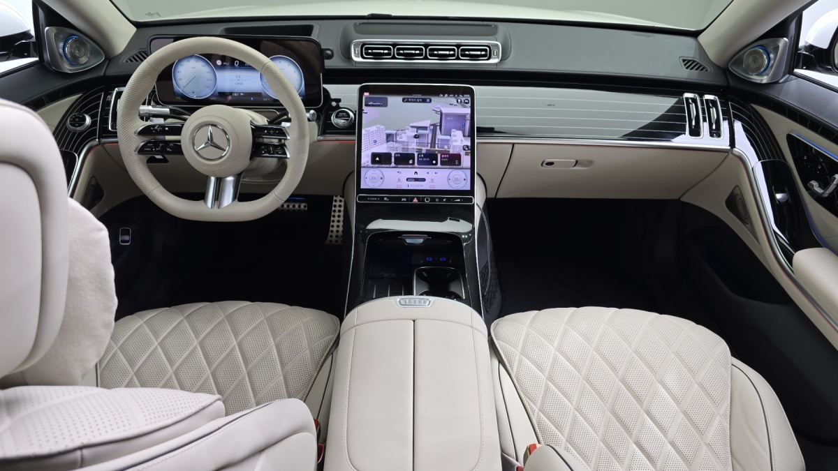 Mercedes-Benz S-Class, 2023 — фото 6 из 12