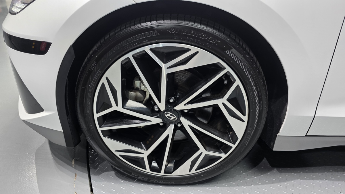 Hyundai Ioniq 6, 2022 — фото 5 из 12