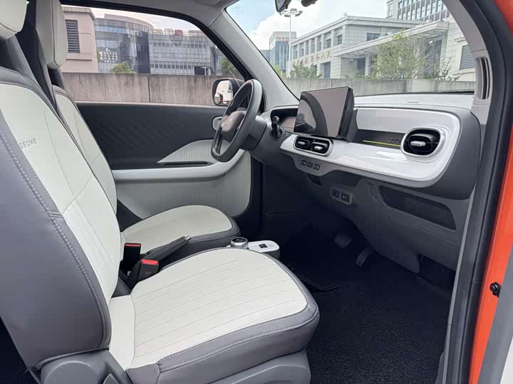 Geely Galaxy Panda Mini, 2025 — фото 8 из 9