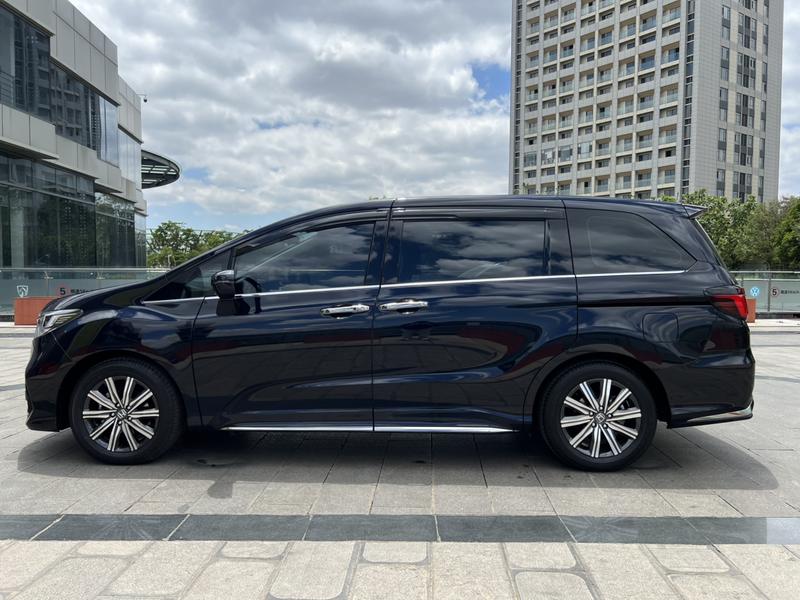 Honda Odyssey, 2023 — фото 4 из 12