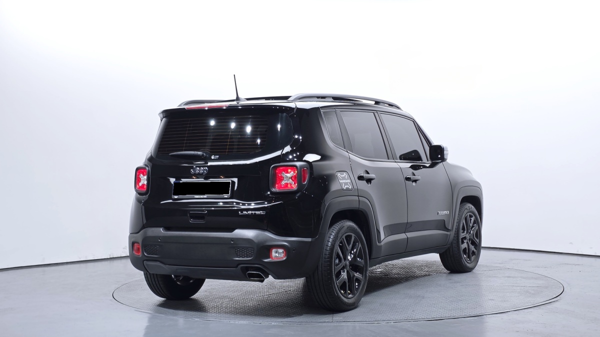 Jeep Renegade, 2022 — фото 2 из 12