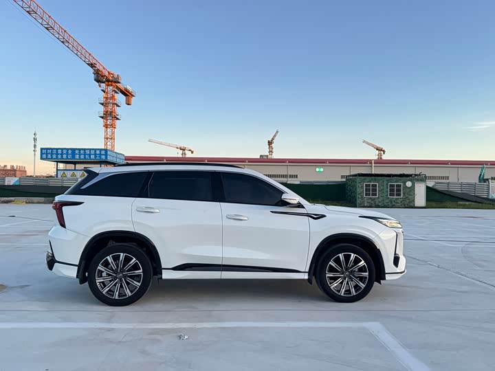 Changan CS75 Plus, 2023 — фото 4 из 9