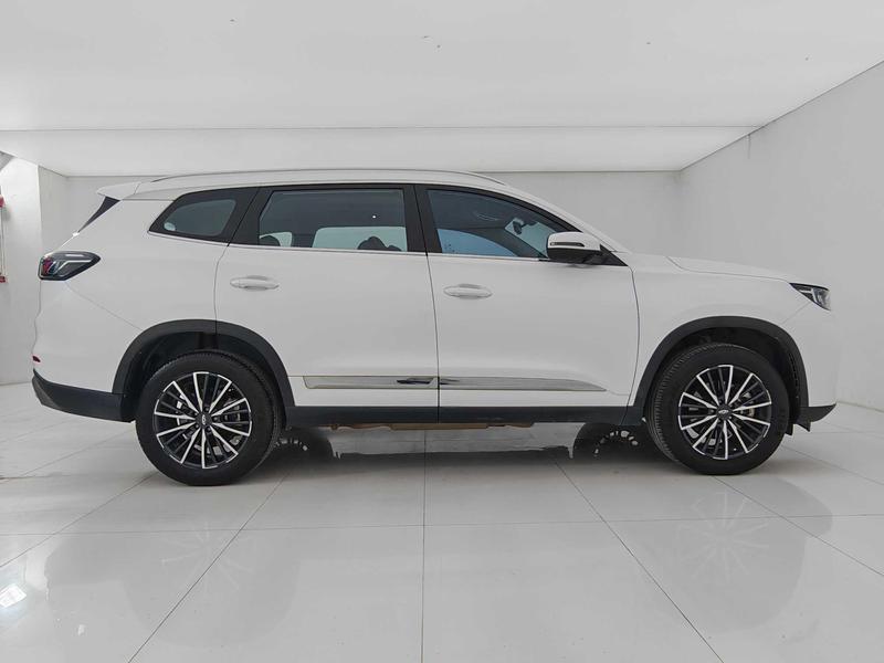 Chery Tiggo 8 Plus Hybrid, 2022 — фото 8 из 12