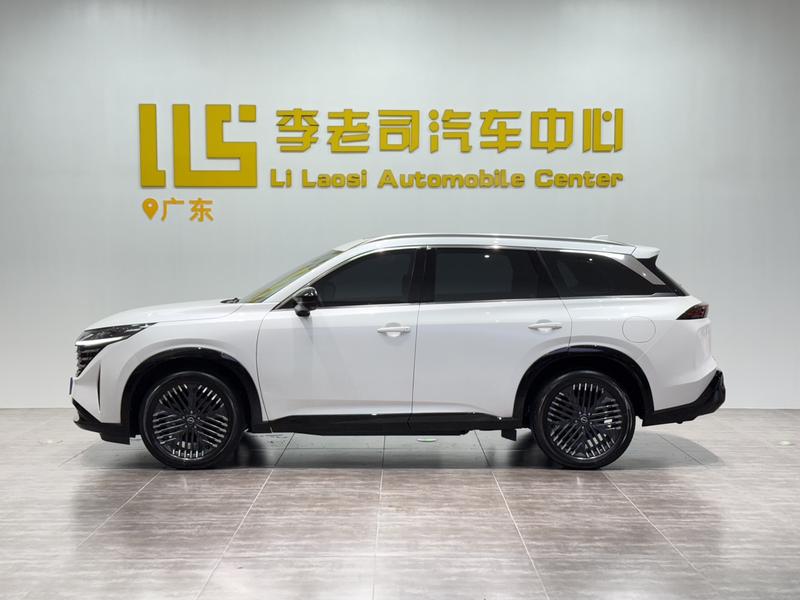 Nissan Pathfinder, 2024 — фото 4 из 12