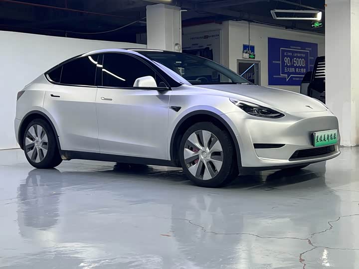 Tesla Model Y, 2022 — фото 3 из 9