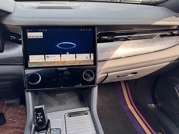 Lynk & Co 09 EM-P Hybrid, 2022 — фото 9 из 9