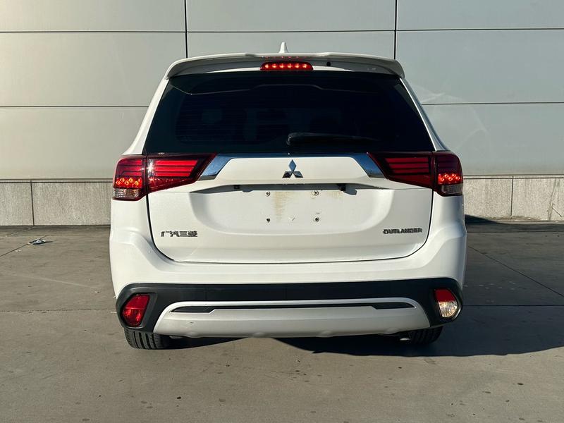 Mitsubishi Outlander, 2021 — фото 5 из 12